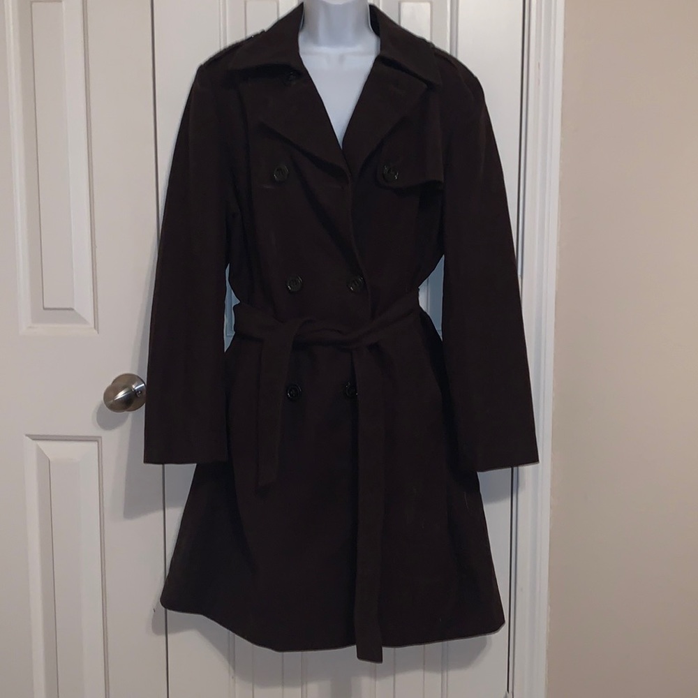 Beautiful brown xl trench coat